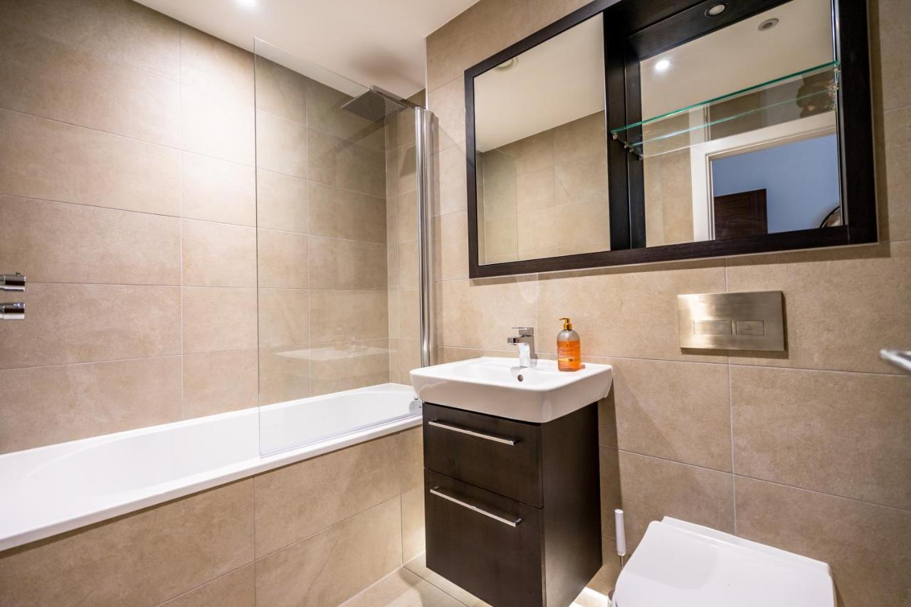 112 @ Ryedale House Apartment *