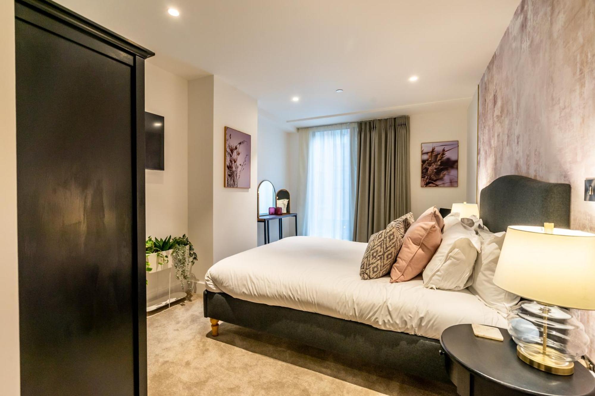 112 @ Ryedale House *